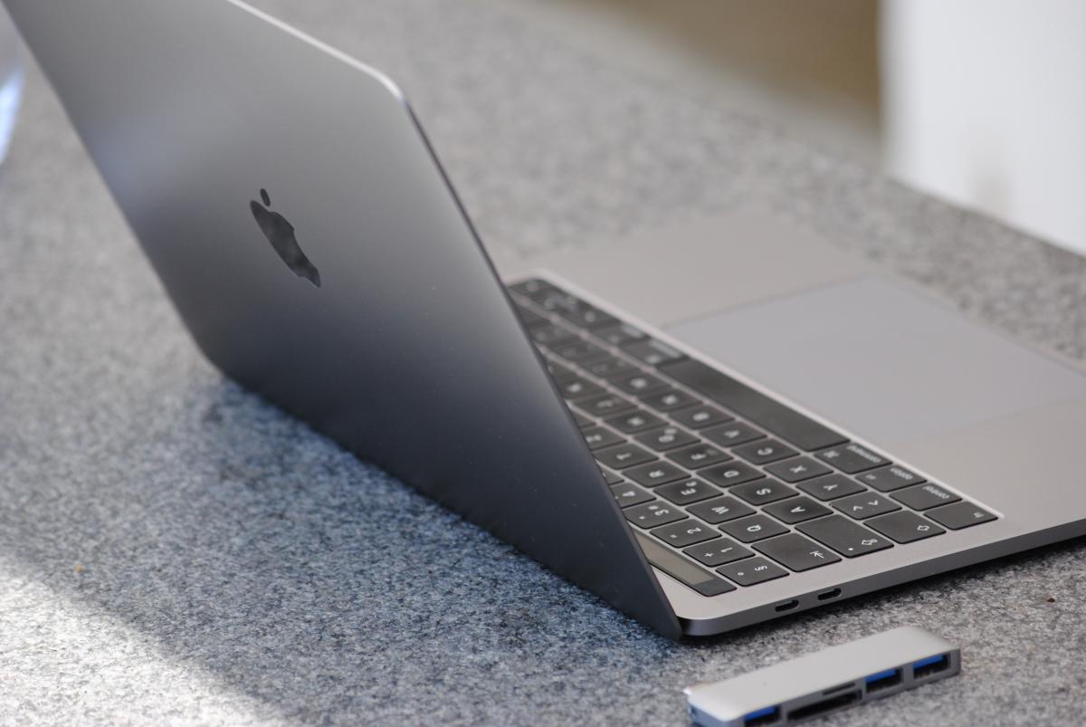 MacBook Pro mit USB C Hub